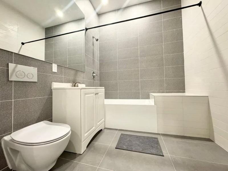 Private Bedroom in 3 Bedroom/1 Bathroom Home - Photo 2 of 3