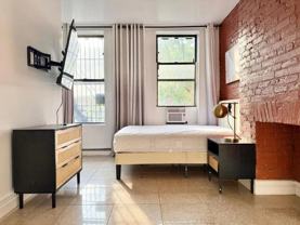 Private Bedroom in 3 Bedroom/1 Bathroom Home - Photo 1 of 1
