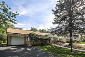 featured image of 1219 Oakmont Ave