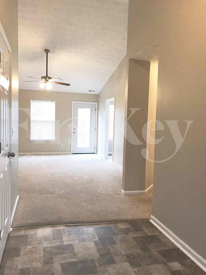 12 Amelia Park Dr - Photo 2 of 20