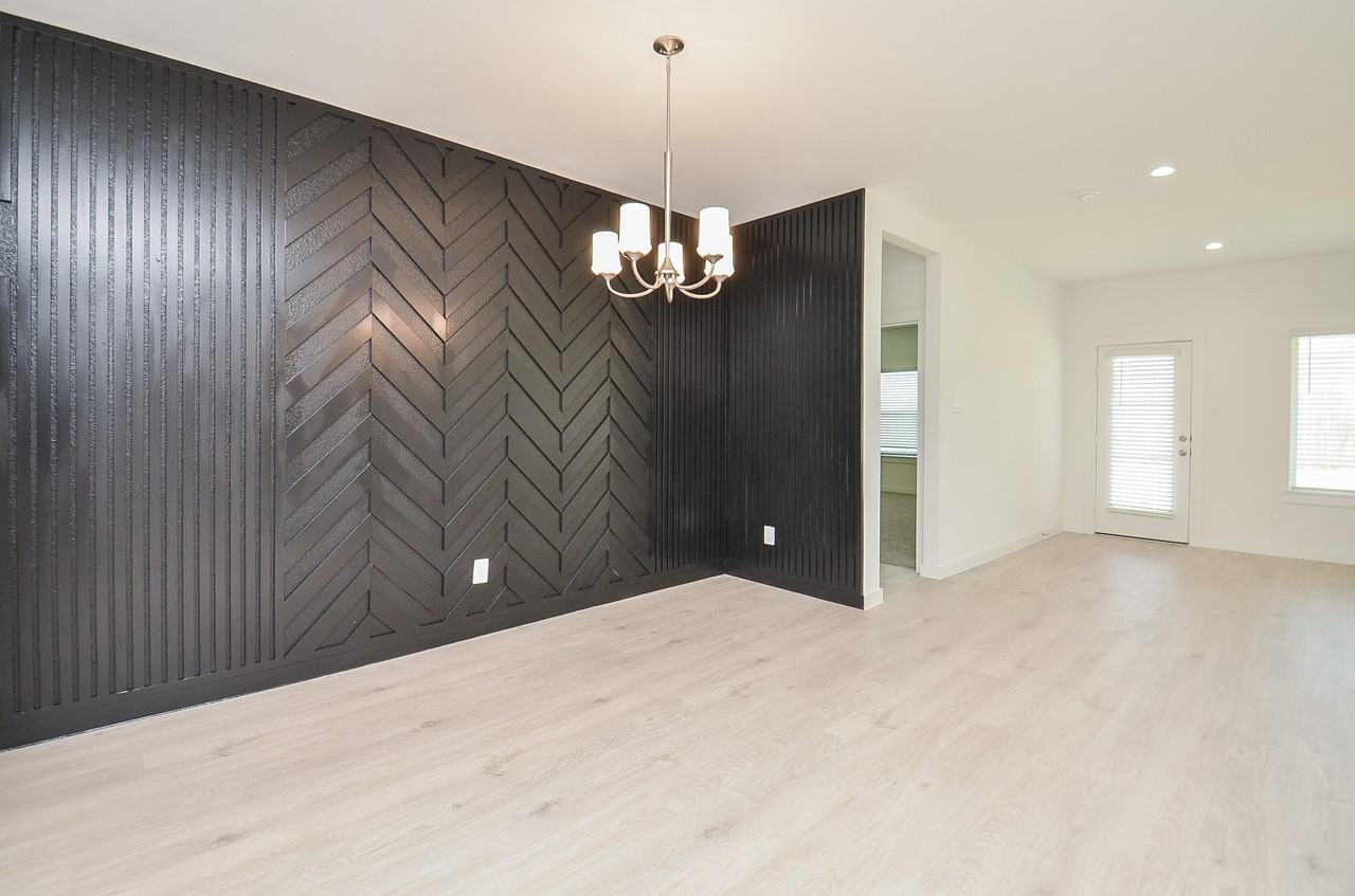 4218 Berwick Park Ln - Photo 4 of 41