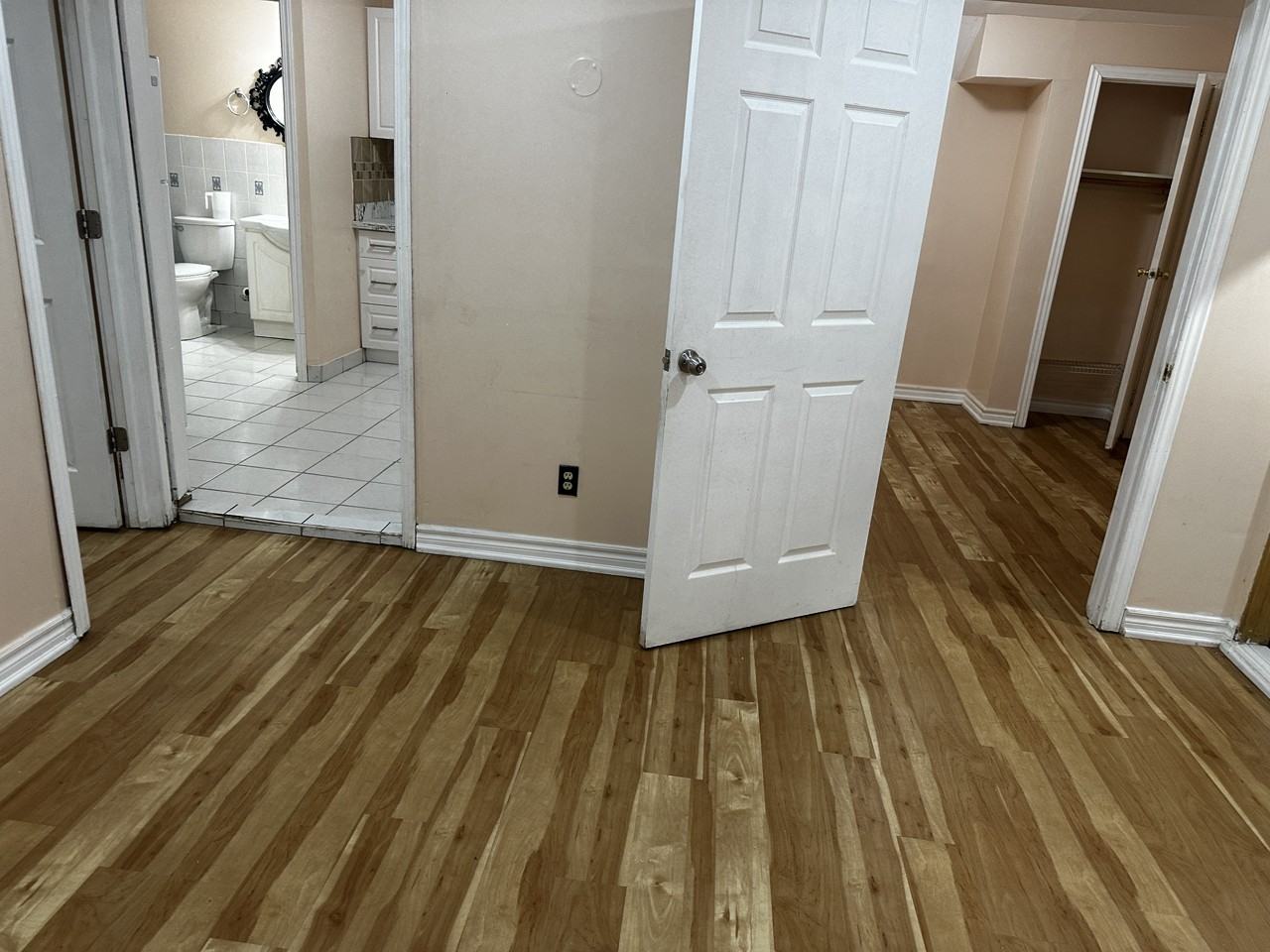 Stanbridge Crt - Photo 4 of 12