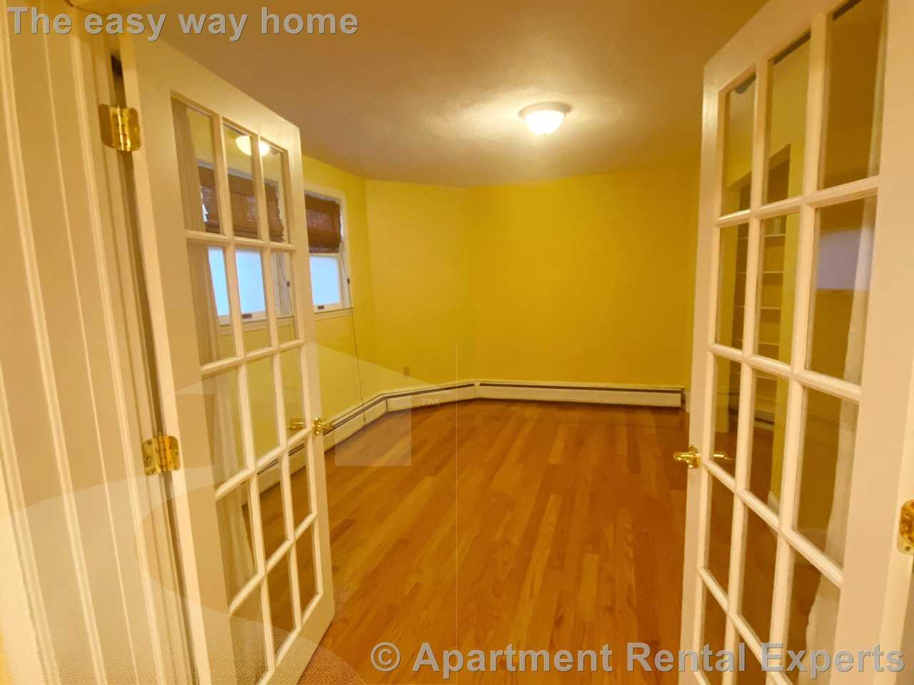 714 Broadway #2 - Photo 7 of 15