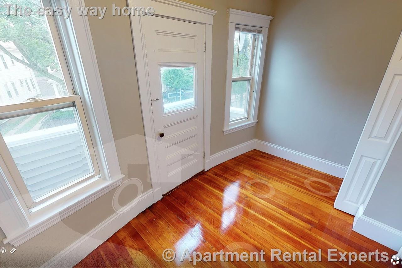 23 Pennsylvania Ave - Photo 7 of 14