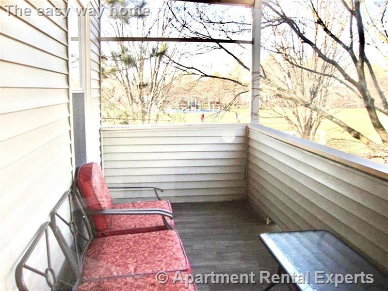 103 Arlington St #2 - Photo 2 of 6