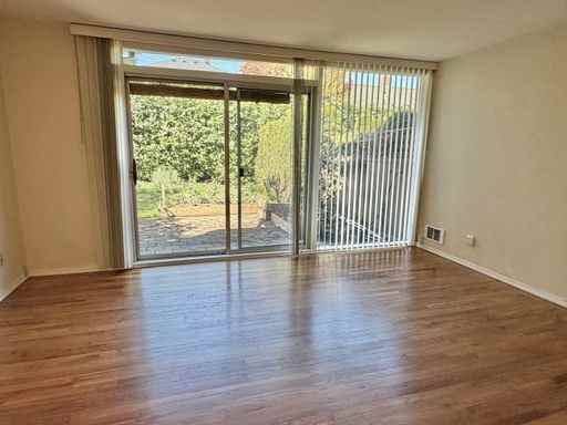 2709 1/2 4th Ave N - Photo 3 of 25