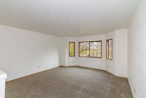 9721 20th Ave Ne - Photo 4 of 26