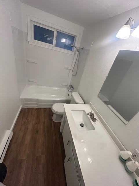 102 Summit Ave N #3 - Photo 5 of 20