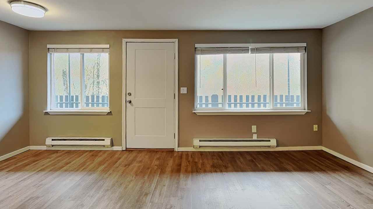 102 Summit Ave N #8 - Photo 6 of 19