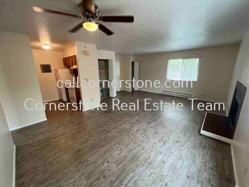 2820 W Platte Ave - Photo 3 of 16