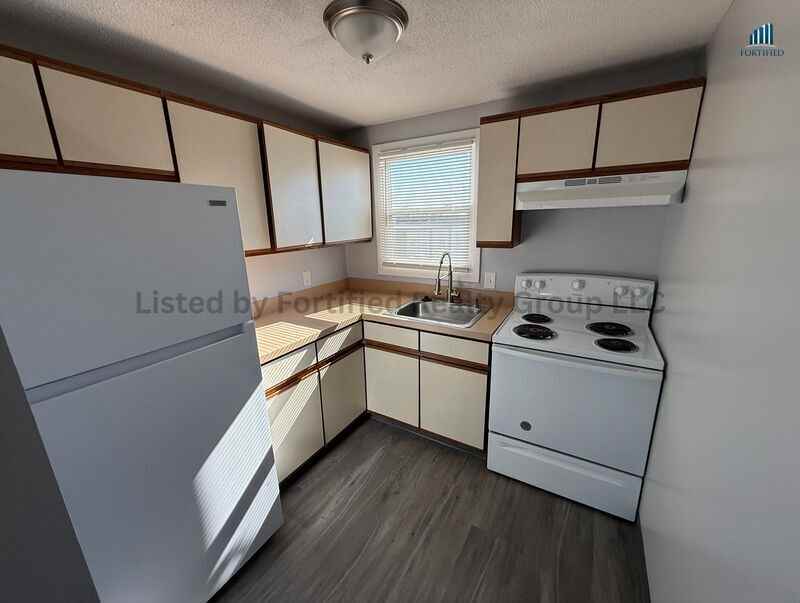 280 Dover St #5 - Photo 4 of 16