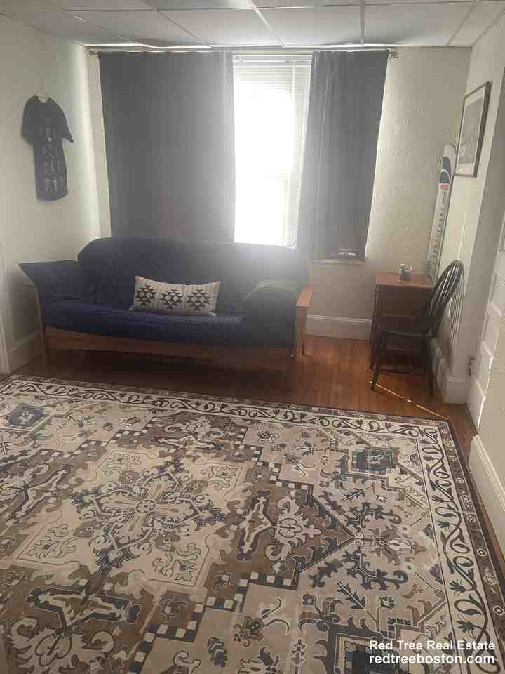 63 Fellsway W #8 - Photo 4 of 13