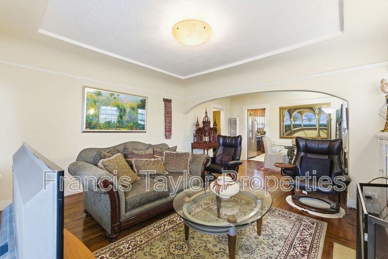 4469 38th St - Photo 5 of 24