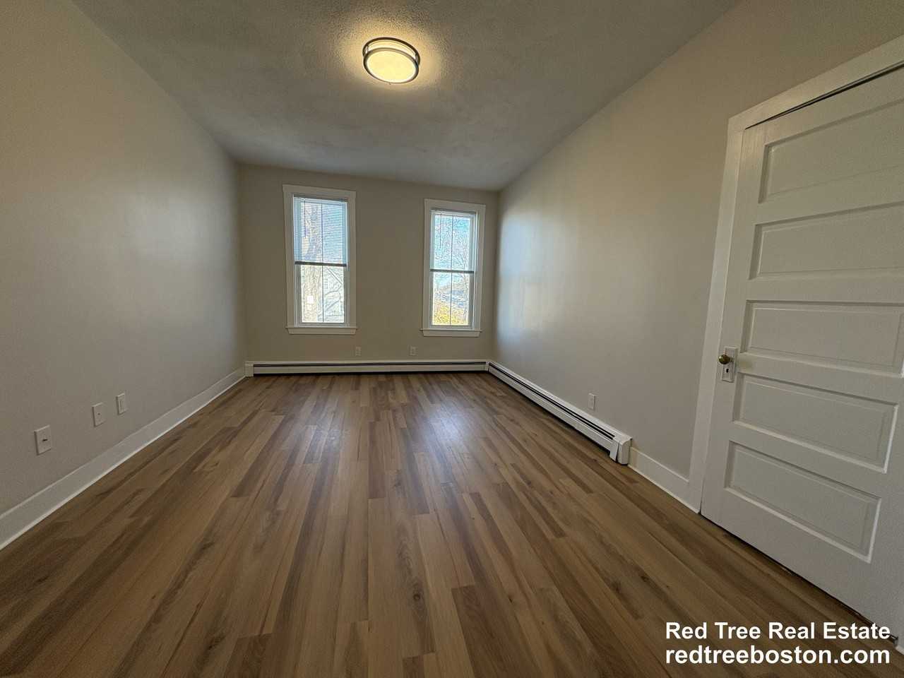 26 Saint James St - Photo 2 of 27