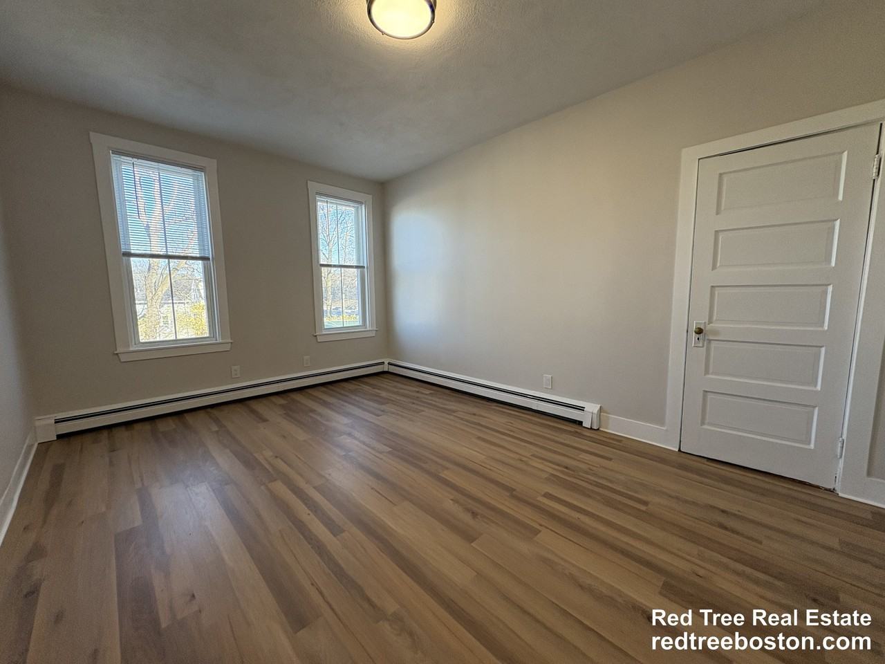 26 Saint James St - Photo 3 of 27