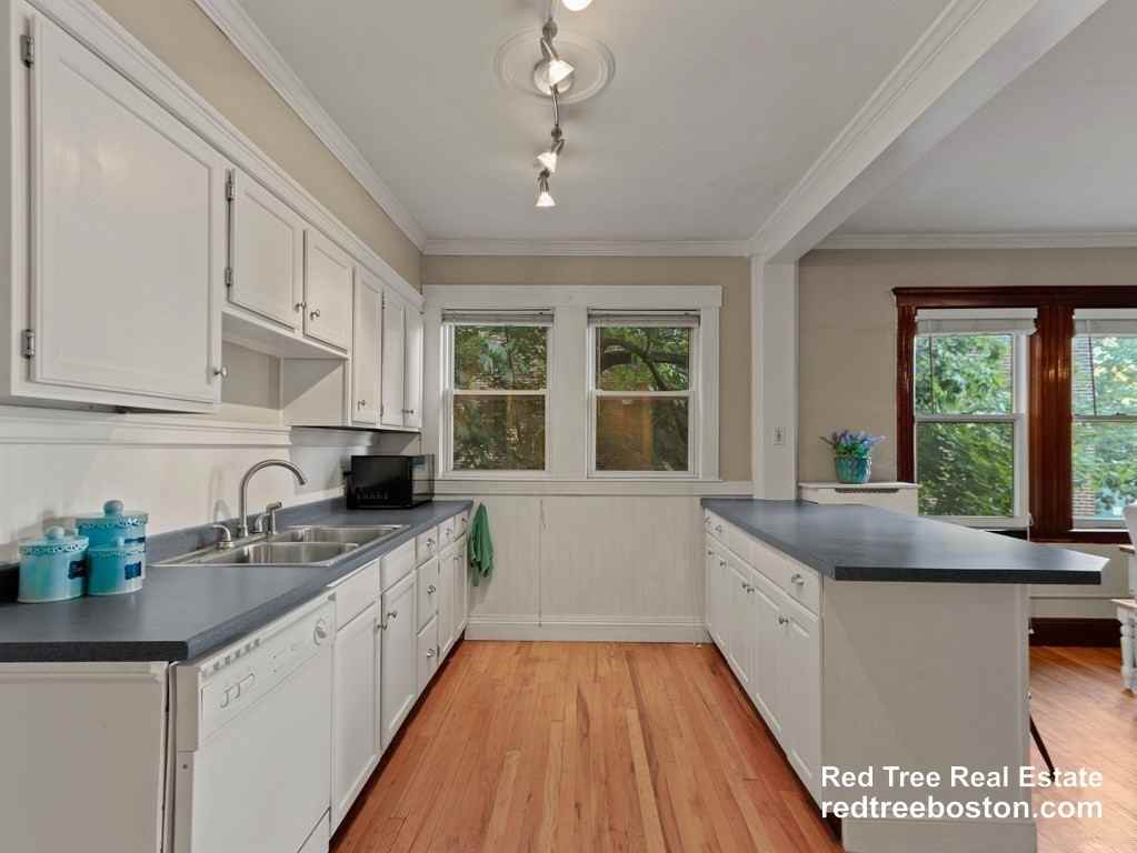 195 South St #4 - Photo 6 of 17