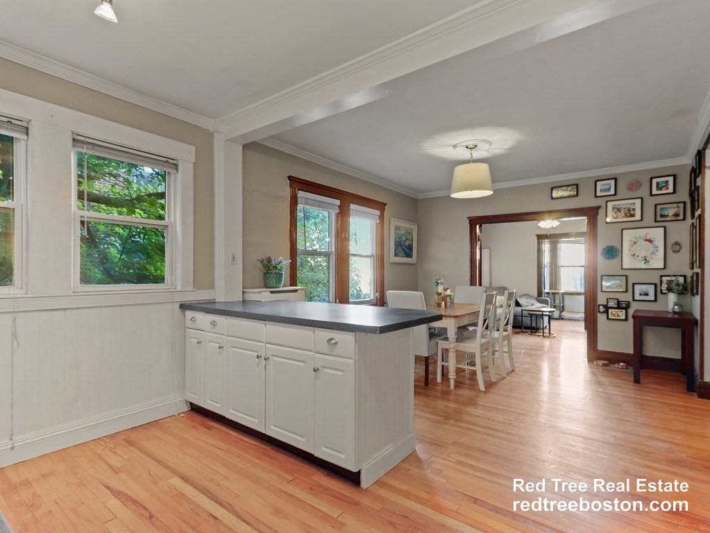 195 South St #4 - Photo 7 of 17