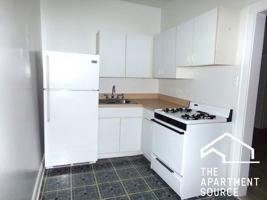 featured image of 6916 N Lakewood Ave #402