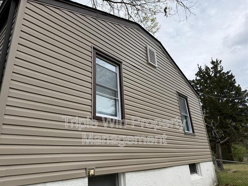 10508 Druid Dr - Photo 2 of 41