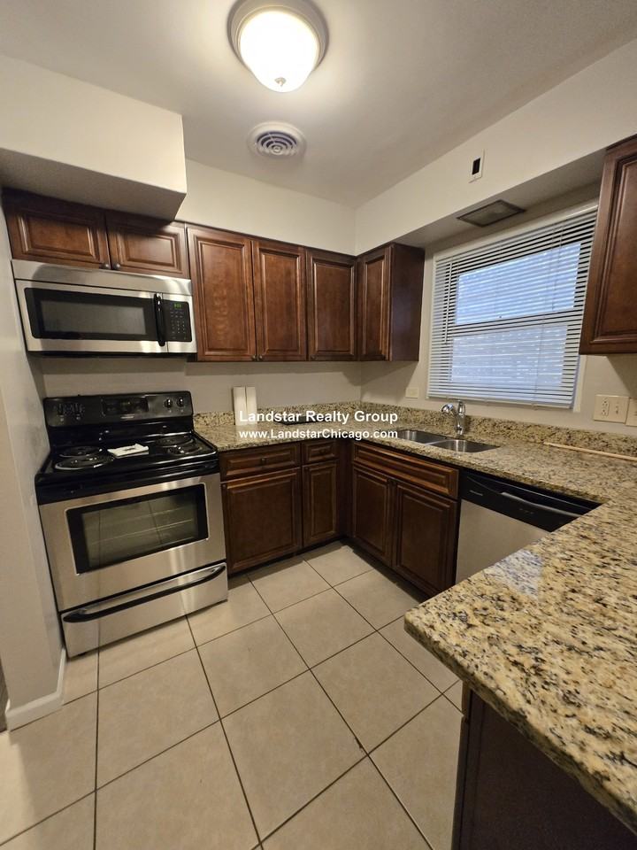 503 Sheridan Rd #2A - Photo 6 of 10