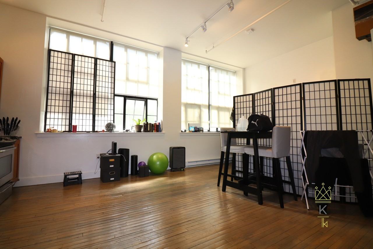 20 Sunnyside St #8 - Photo 3 of 12