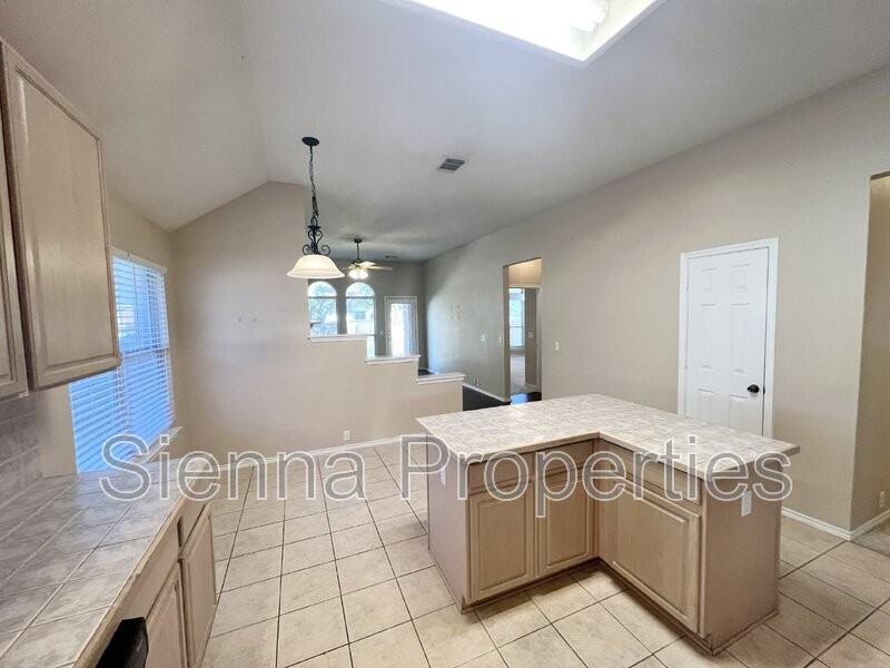 11108 Visa Rose Dr - Photo 7 of 23