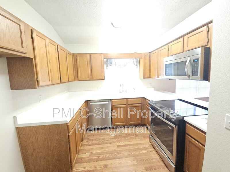 117 Wildflower Ln - Photo 3 of 18