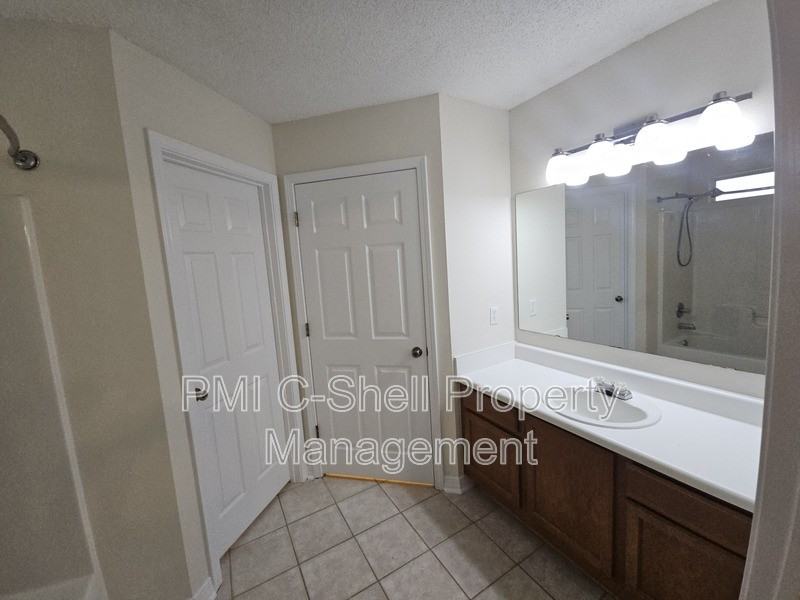 117 Wildflower Ln - Photo 6 of 18