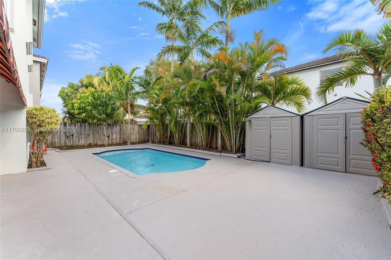 14024 Southwest 154th Street #14024 - Photo 6 of 30