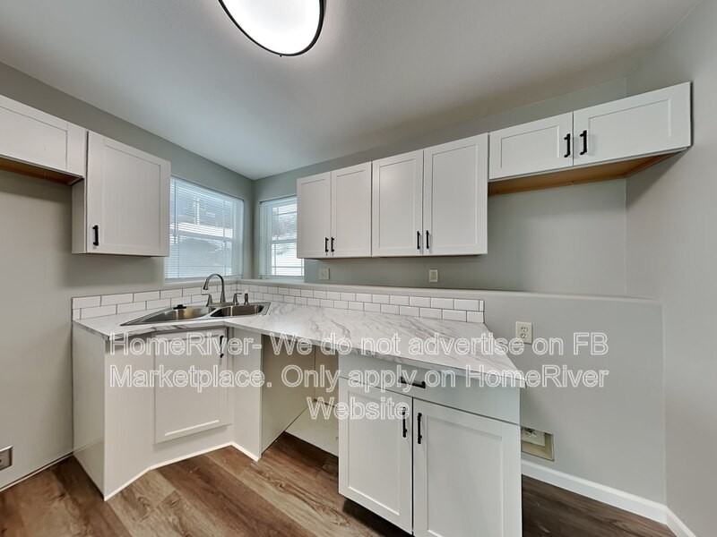 738 S Scott St - Photo 2 of 26