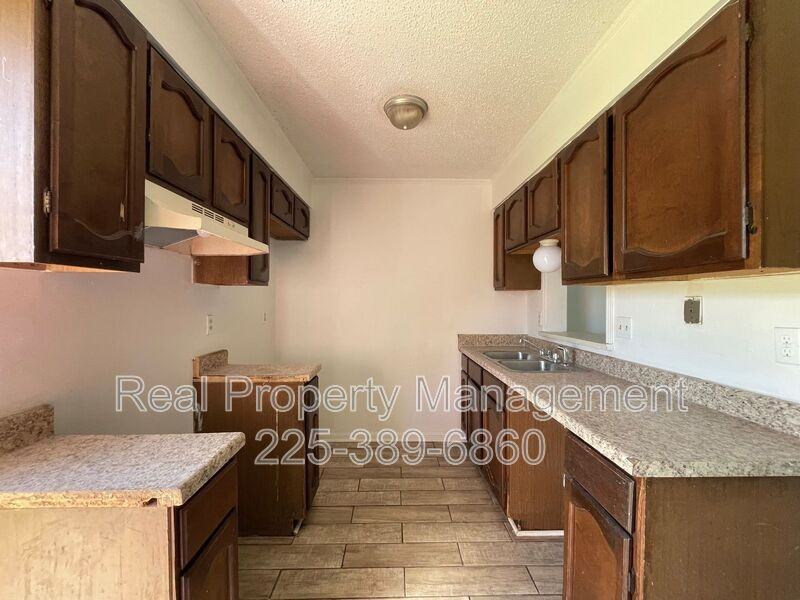 750 Hospital Rd #O2 - Photo 6 of 16