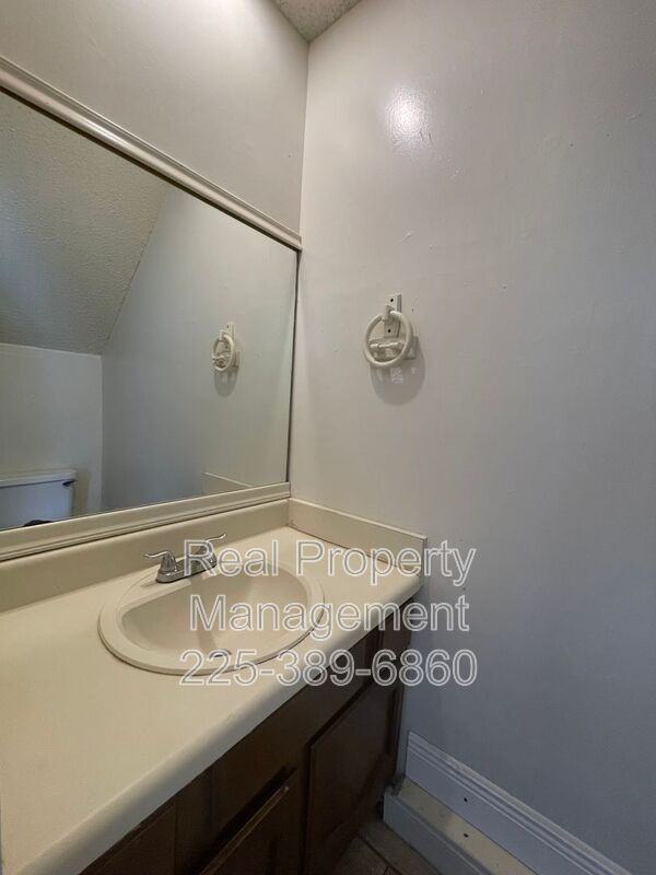 750 Hospital Rd #O2 - Photo 7 of 16