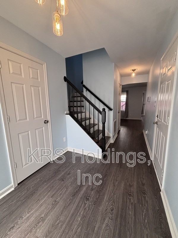 7032 Wytheville Cir - Photo 3 of 42