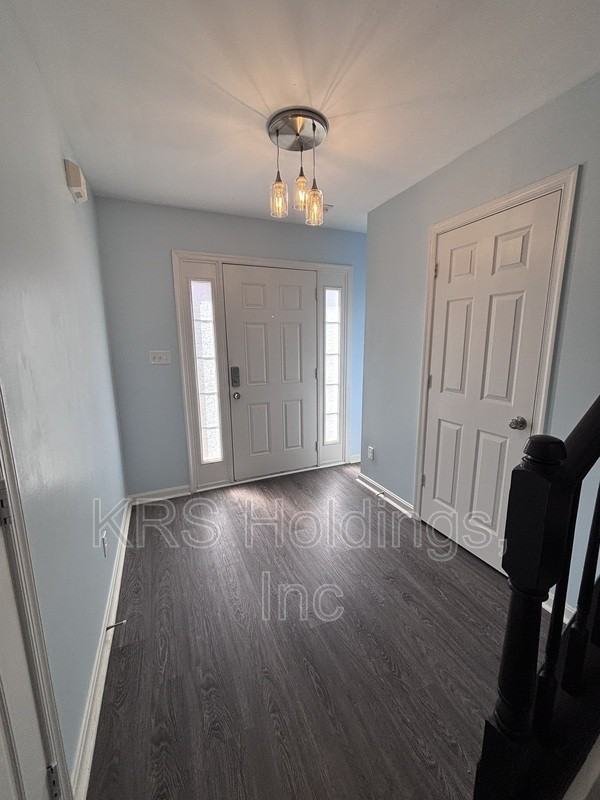 7032 Wytheville Cir - Photo 4 of 42
