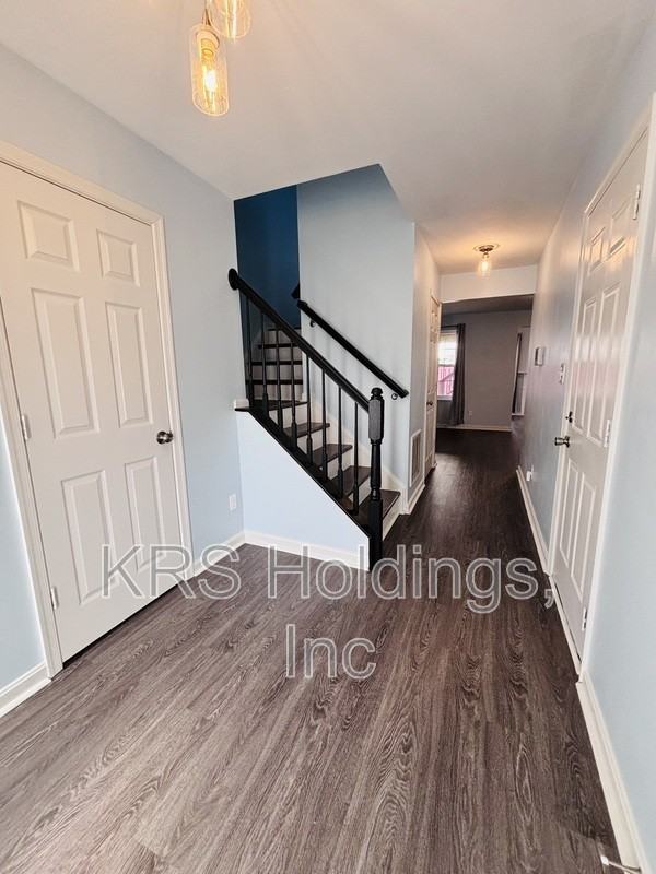 7032 Wytheville Cir - Photo 5 of 42