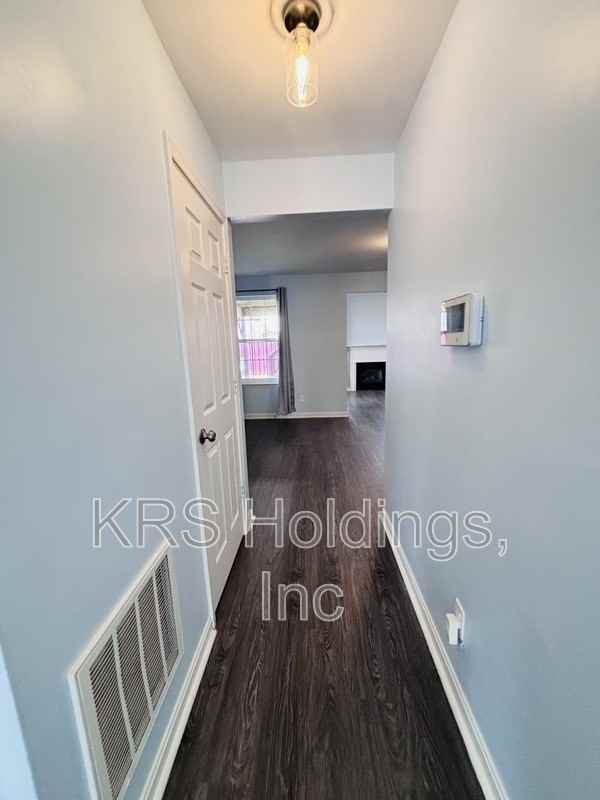 7032 Wytheville Cir - Photo 6 of 42
