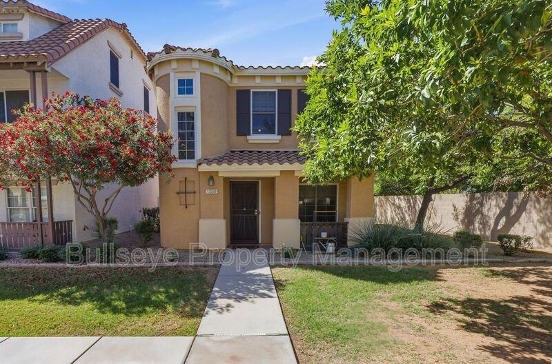 1380 S Sabino Dr - Photo 4 of 35