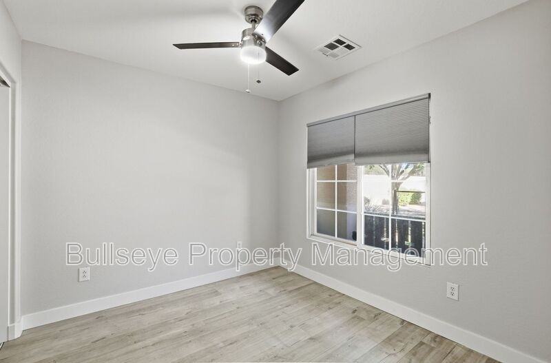 1380 S Sabino Dr - Photo 6 of 35