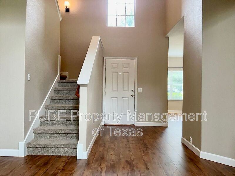 2804 Beach Plum Cv - Photo 3 of 30