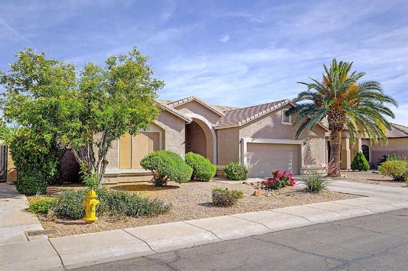 415 S Ironwood St - Photo 2 of 44