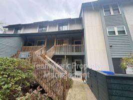 featured image of 1161 Shadow Lake Cir #E