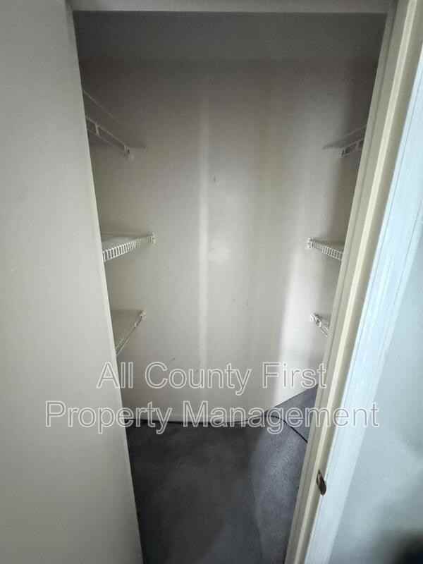 910 Glynn Oaks Dr #2 - Photo 7 of 12