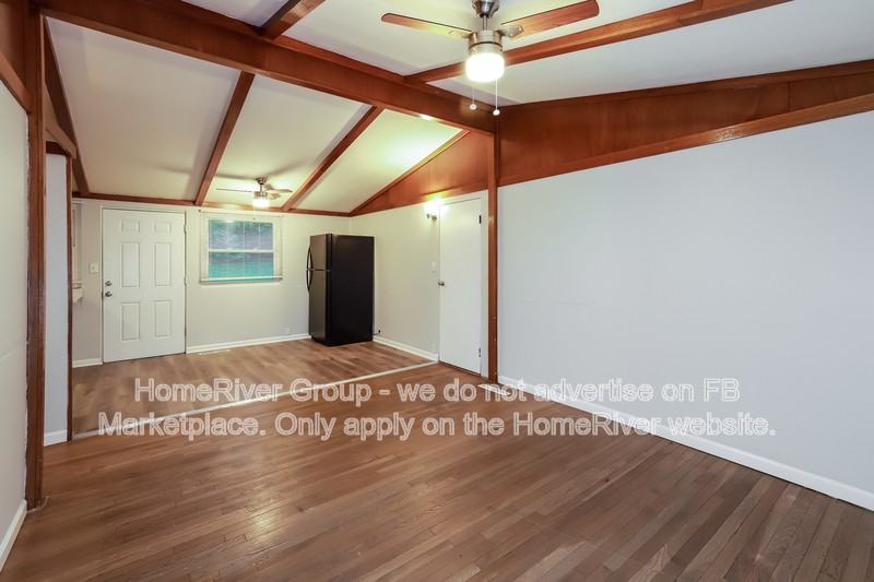 5602 N Woodland Ave - Photo 7 of 20