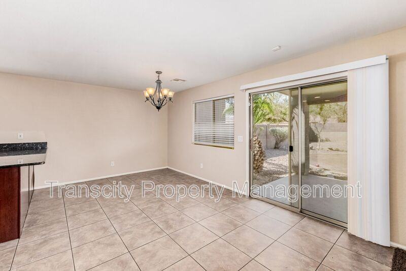 40010 W Thornberry Ln - Photo 5 of 21