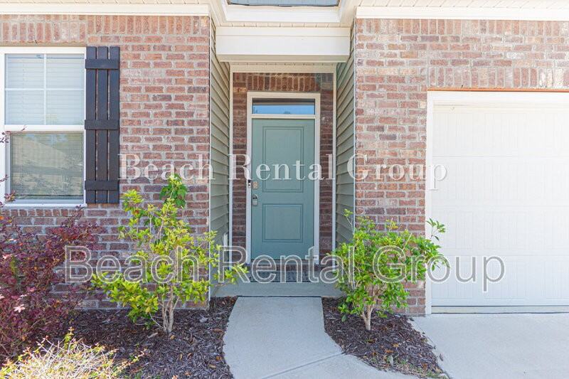 246 Marauder Drive - Photo 3 of 28