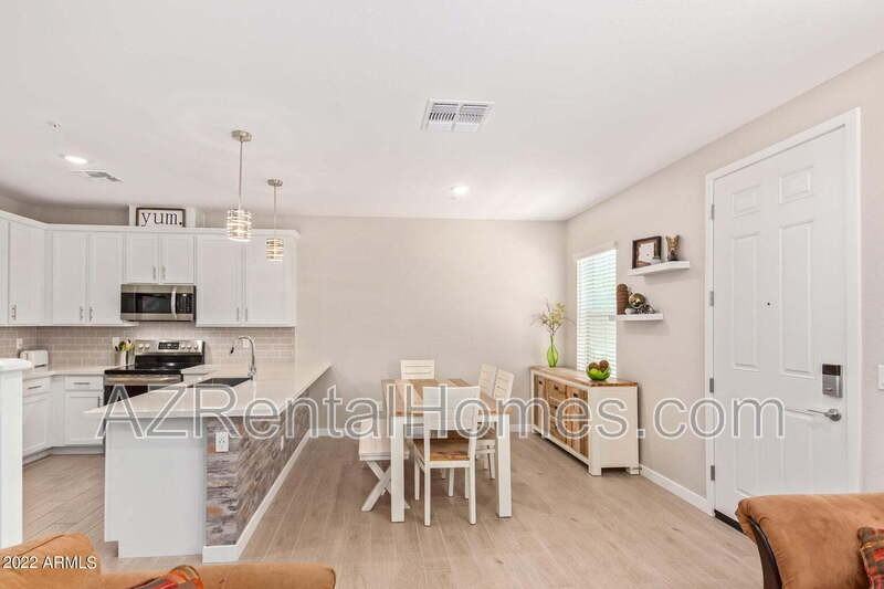 155 N Lakeview Blvd #136 - Photo 6 of 22