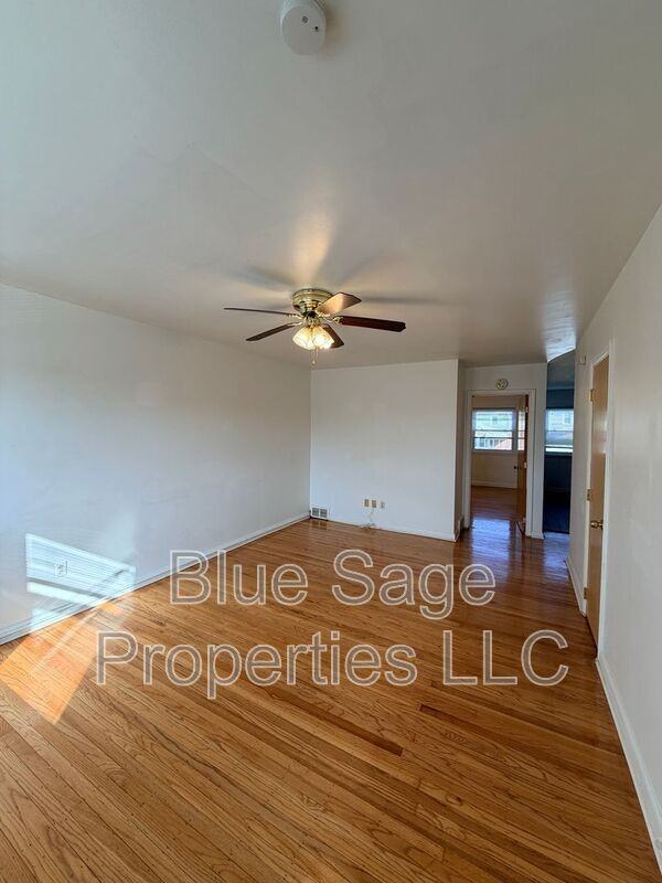 7 E Berkley Ave #FL2 - Photo 2 of 15