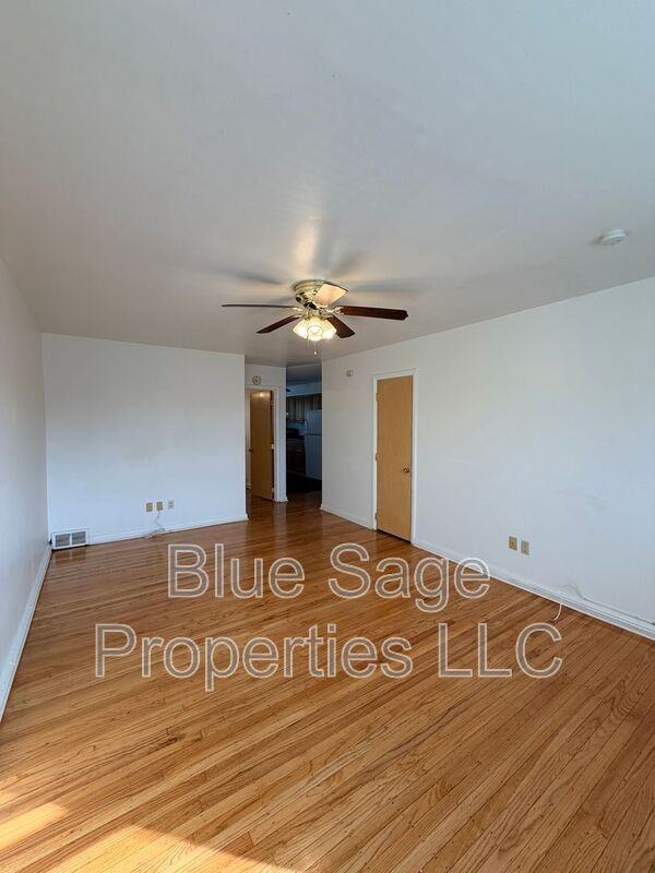 7 E Berkley Ave #FL2 - Photo 3 of 15