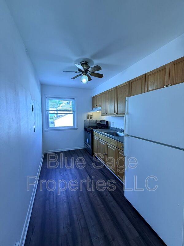 7 E Berkley Ave #FL2 - Photo 6 of 15