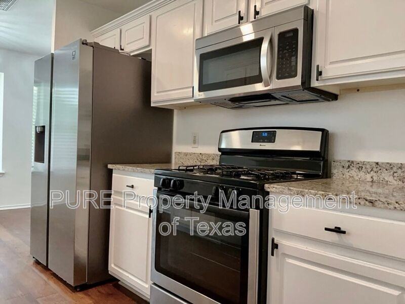 1424 Roxannes Run - Photo 7 of 24